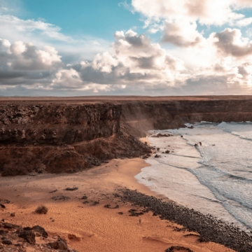 Discover El Cotillo and the Tostón Lighthouse